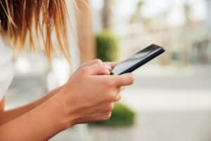 App Sistema IRIS: Mobilidade e Controle na Palma da Mão